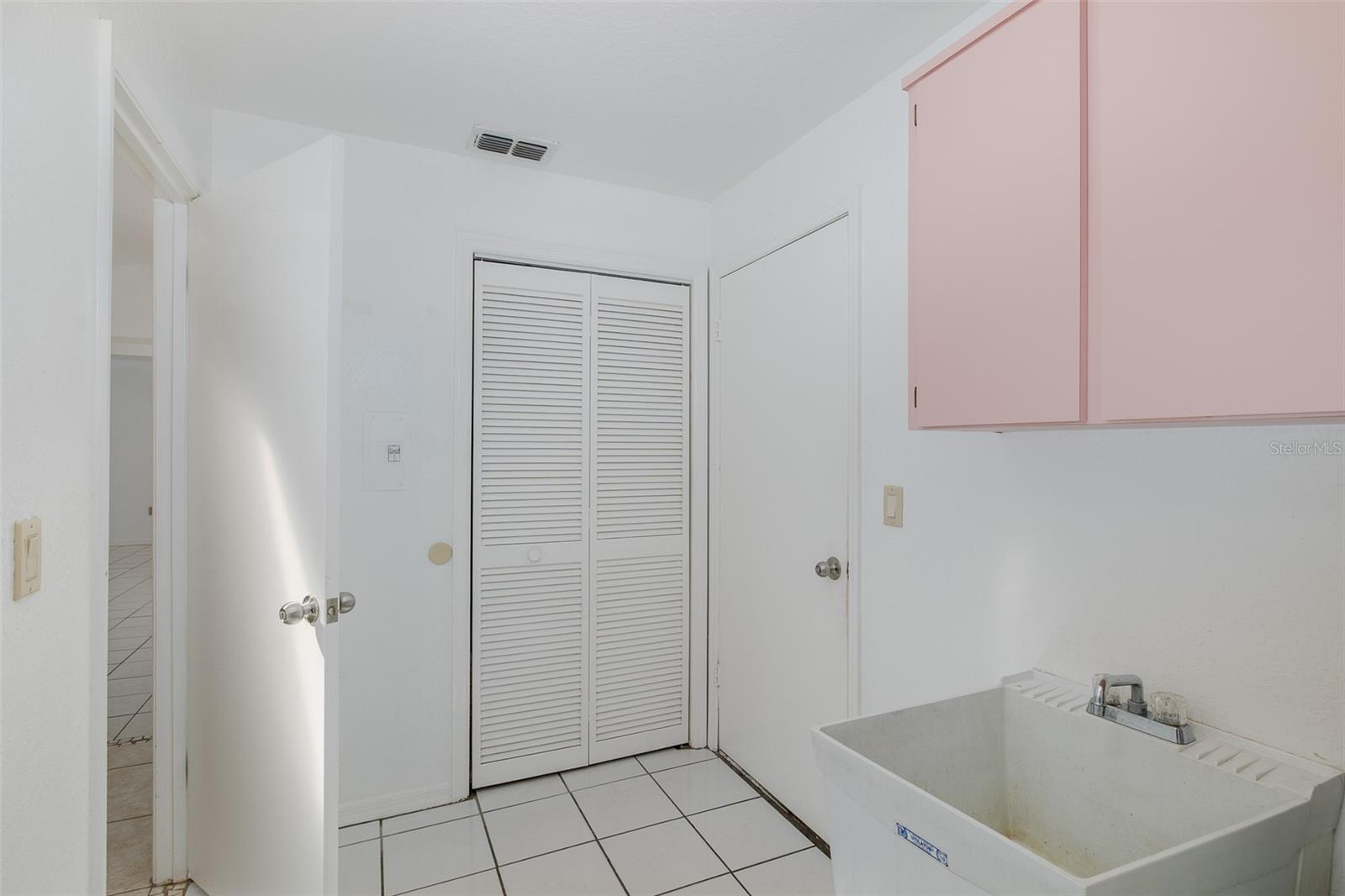 Image 45 of 62 For 9462 Dunkirk Road