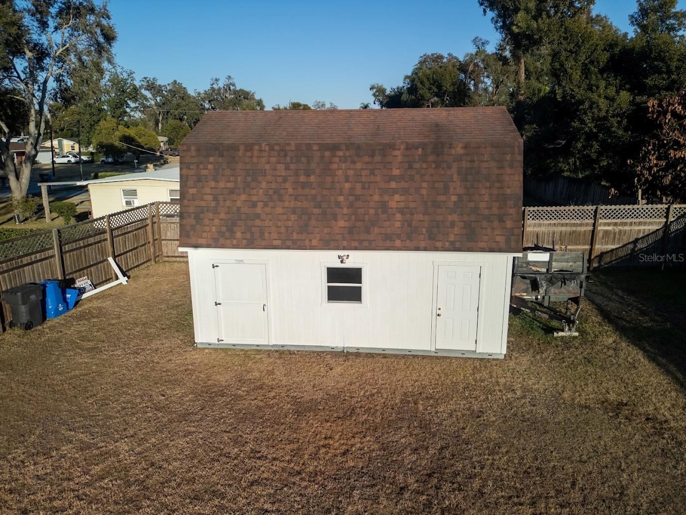 Image 30 of 38 For 712 Camellia Court