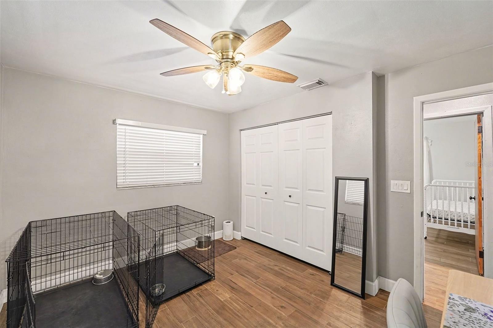 Listing photo id 19 for 5967 102nd Avenue N