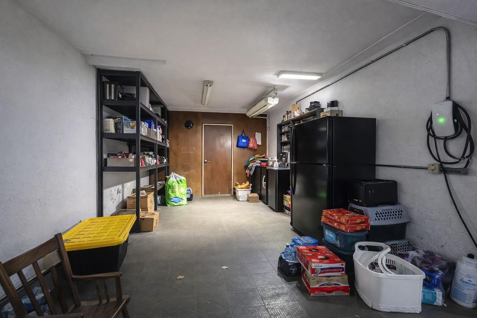 Listing photo id 27 for 5967 102nd Avenue N