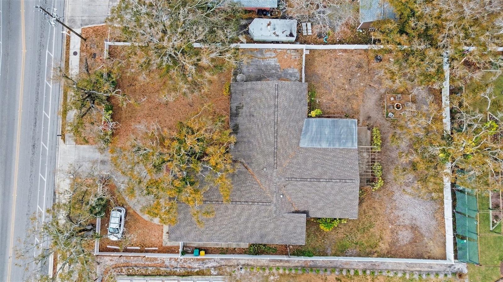 Listing photo id 31 for 5967 102nd Avenue N