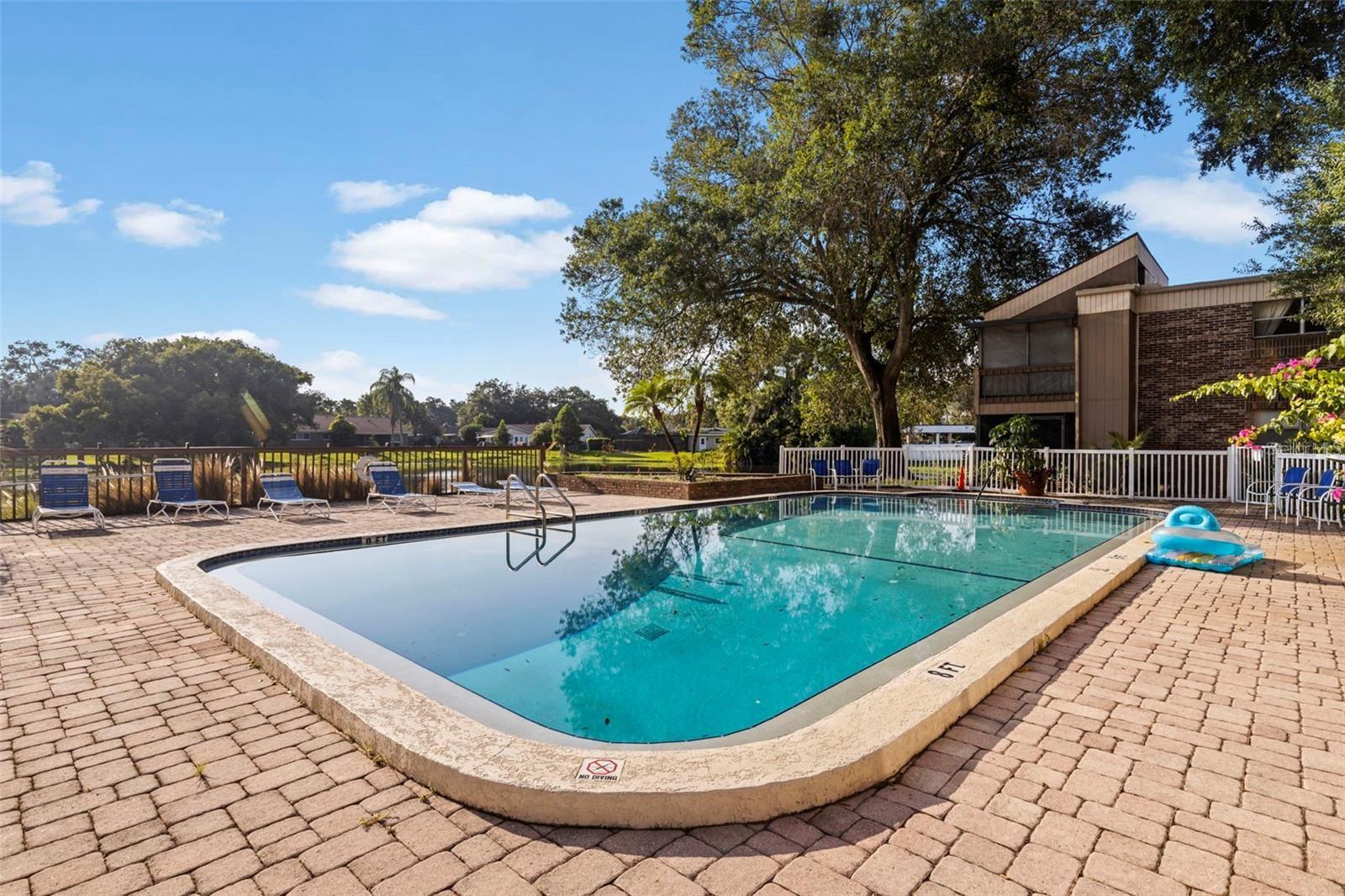 Image 18 of 21 For 10423 Carrollbrook Circle 203