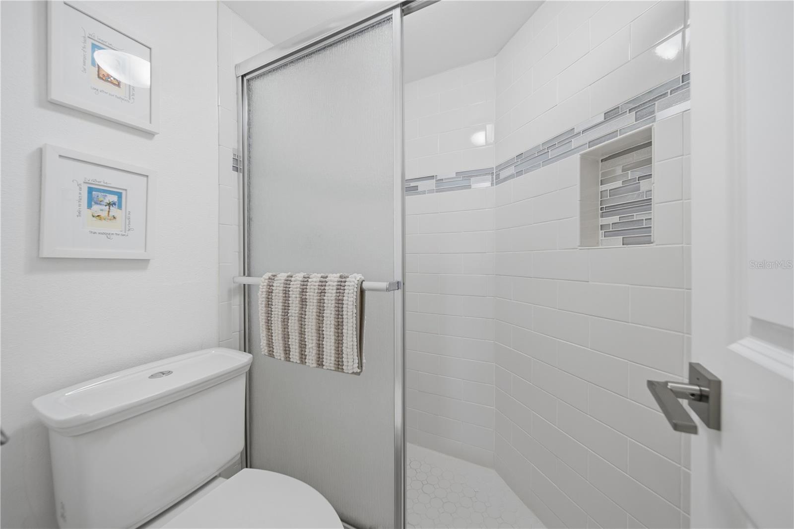 Listing photo id 19 for 5633 Puerta Del Sol Boulevard S 102