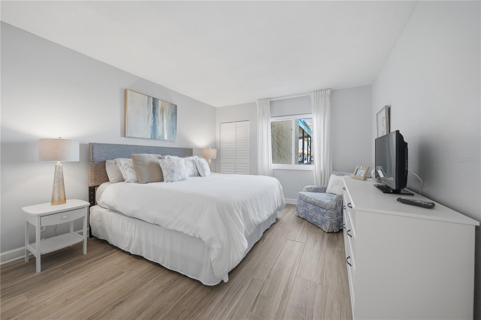 Listing photo id 21 for 5633 Puerta Del Sol Boulevard S 102