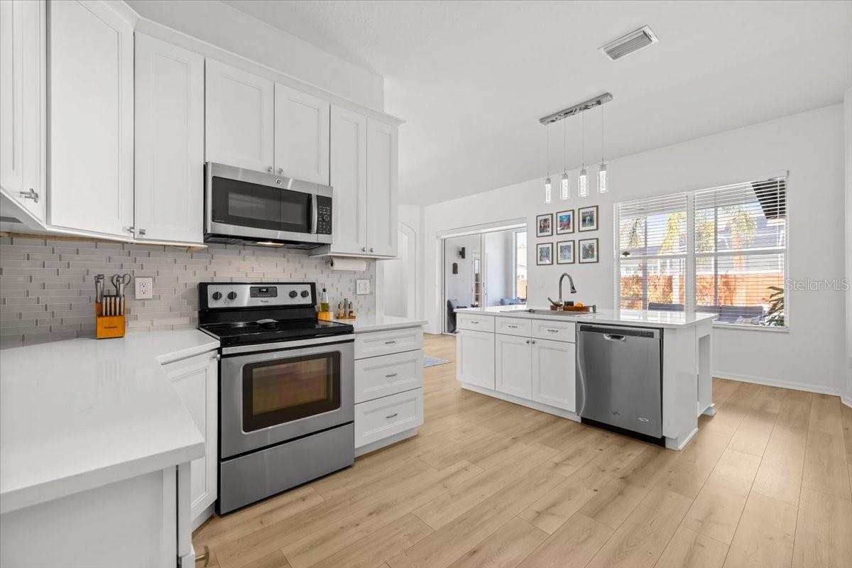 Image 10 of 48 For 11905 Timberhill Drive