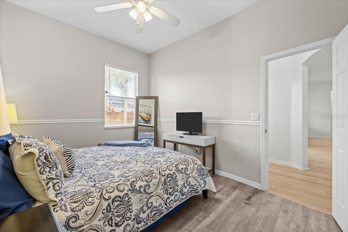 Image 29 of 48 For 11905 Timberhill Drive