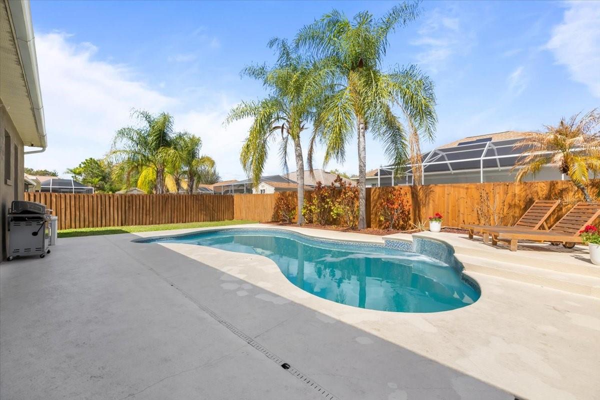 Image 39 of 48 For 11905 Timberhill Drive