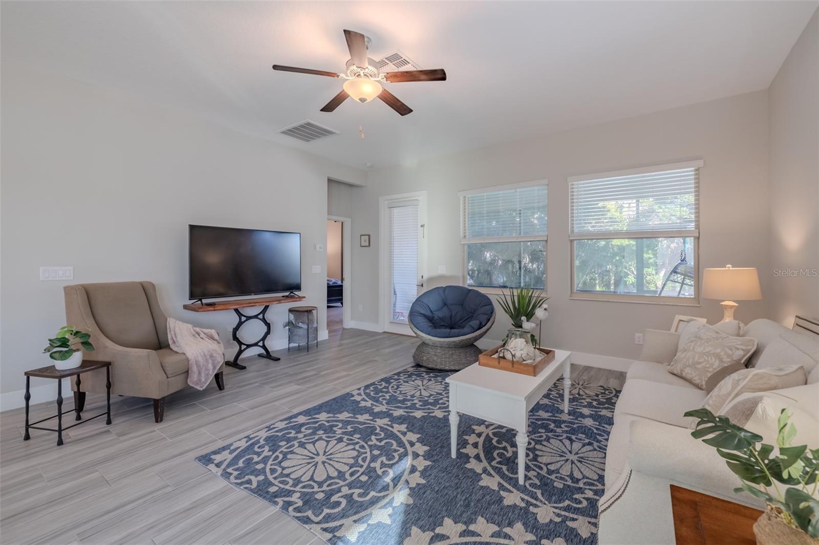 Image 15 of 48 For 7316 Juanita Street