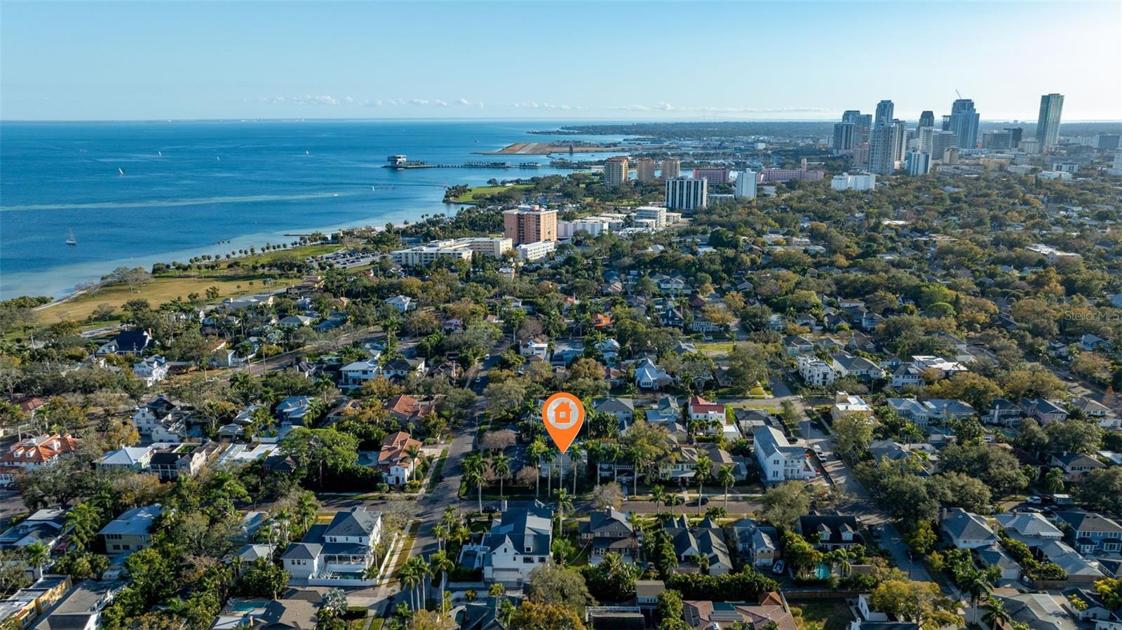 Listing photo id 45 for 646 17th Ave Ne