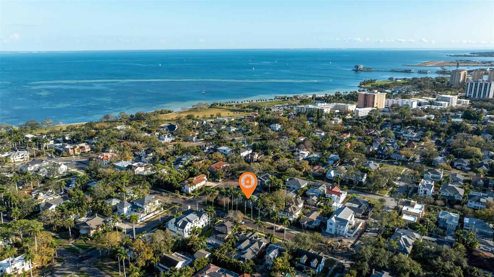 Listing photo id 46 for 646 17th Ave Ne