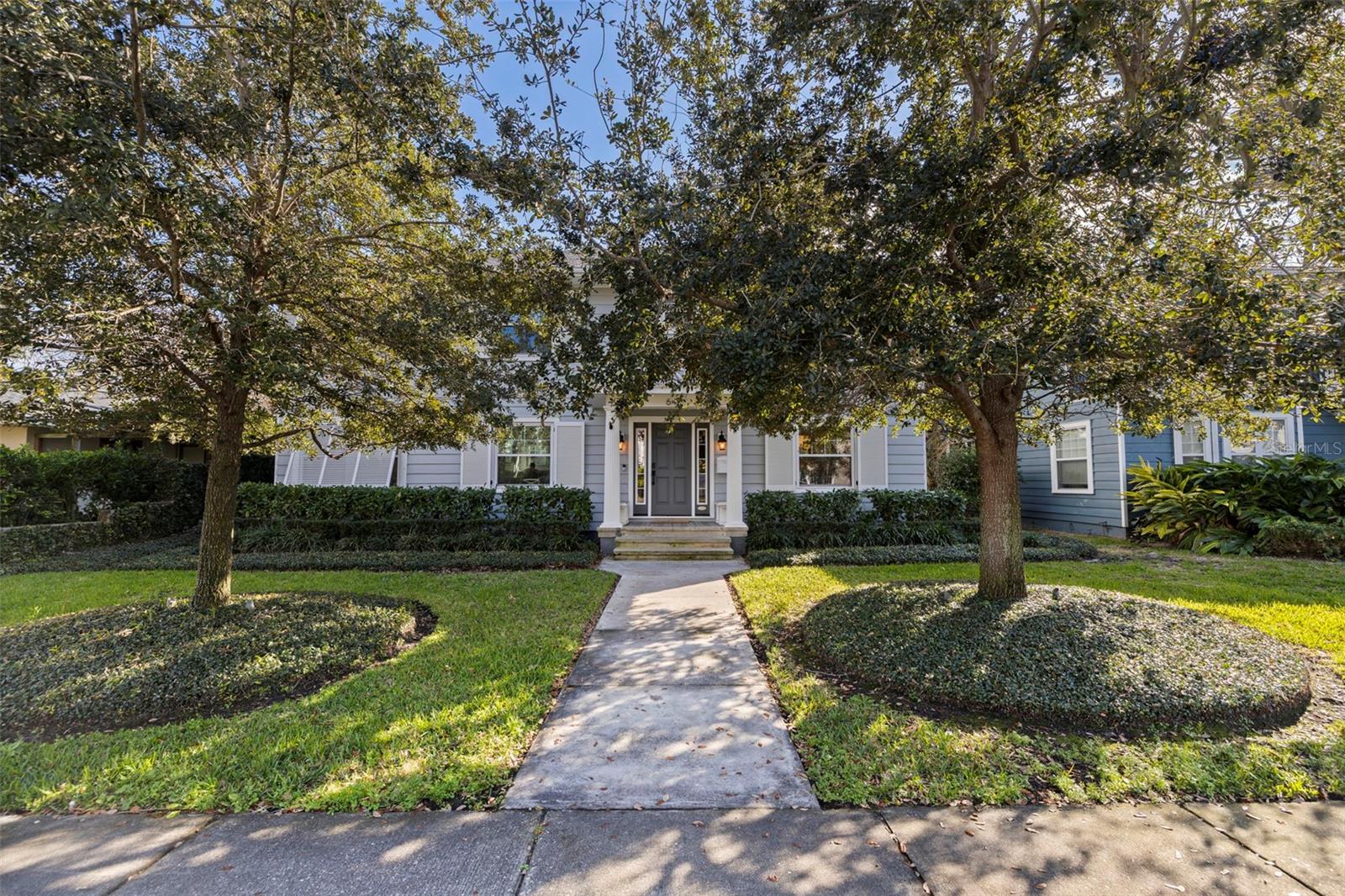 Listing photo id 5 for 646 17th Ave Ne