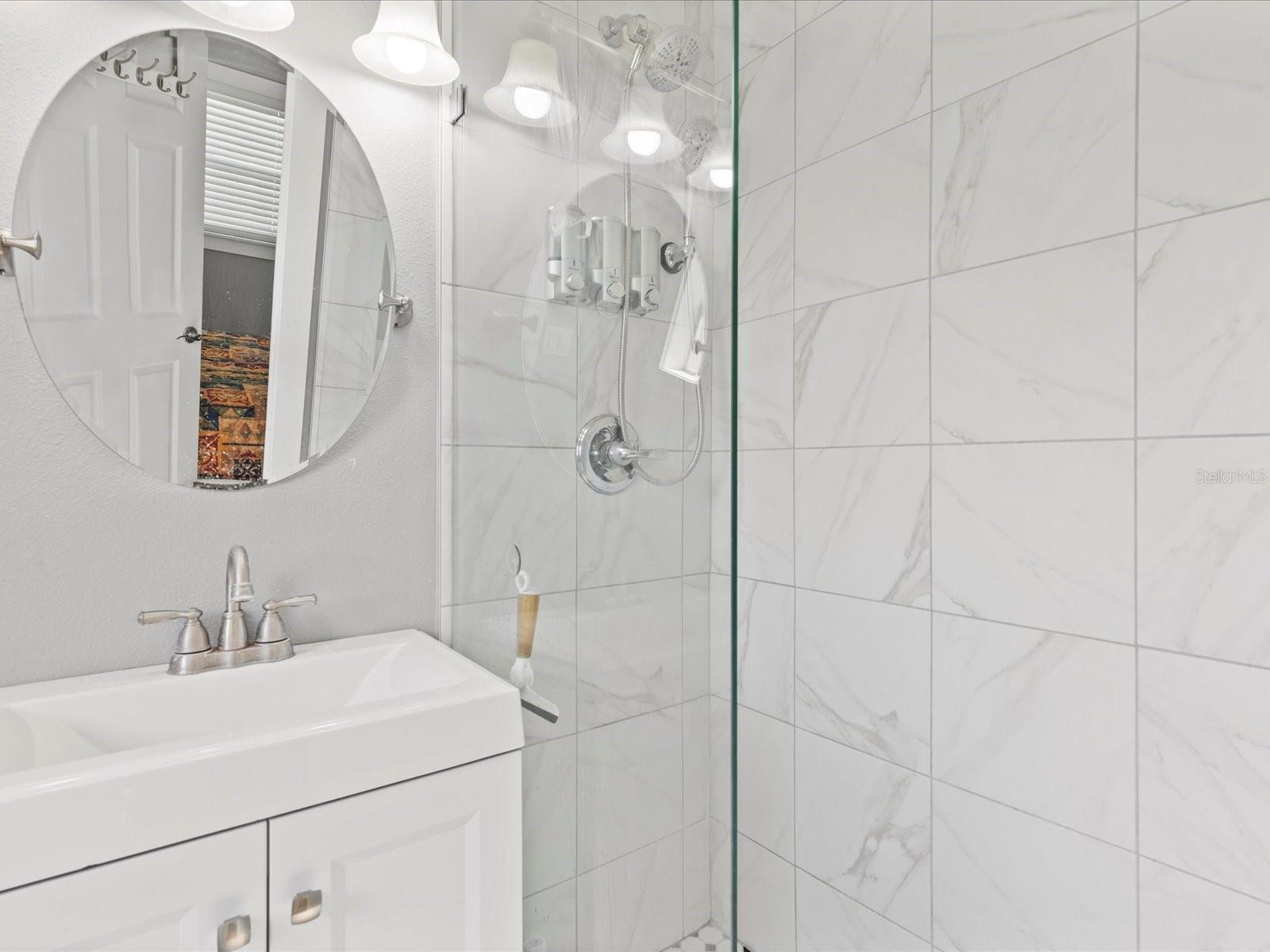 Image 16 of 50 For 3423 Aileen Street