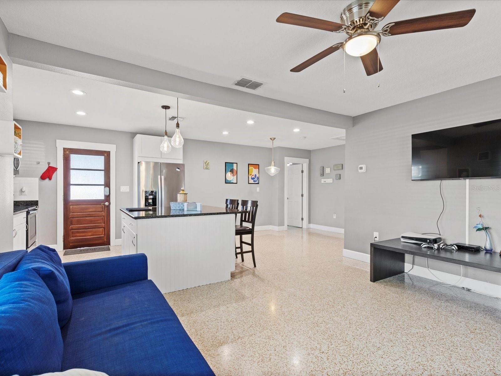 Image 23 of 50 For 3423 Aileen Street