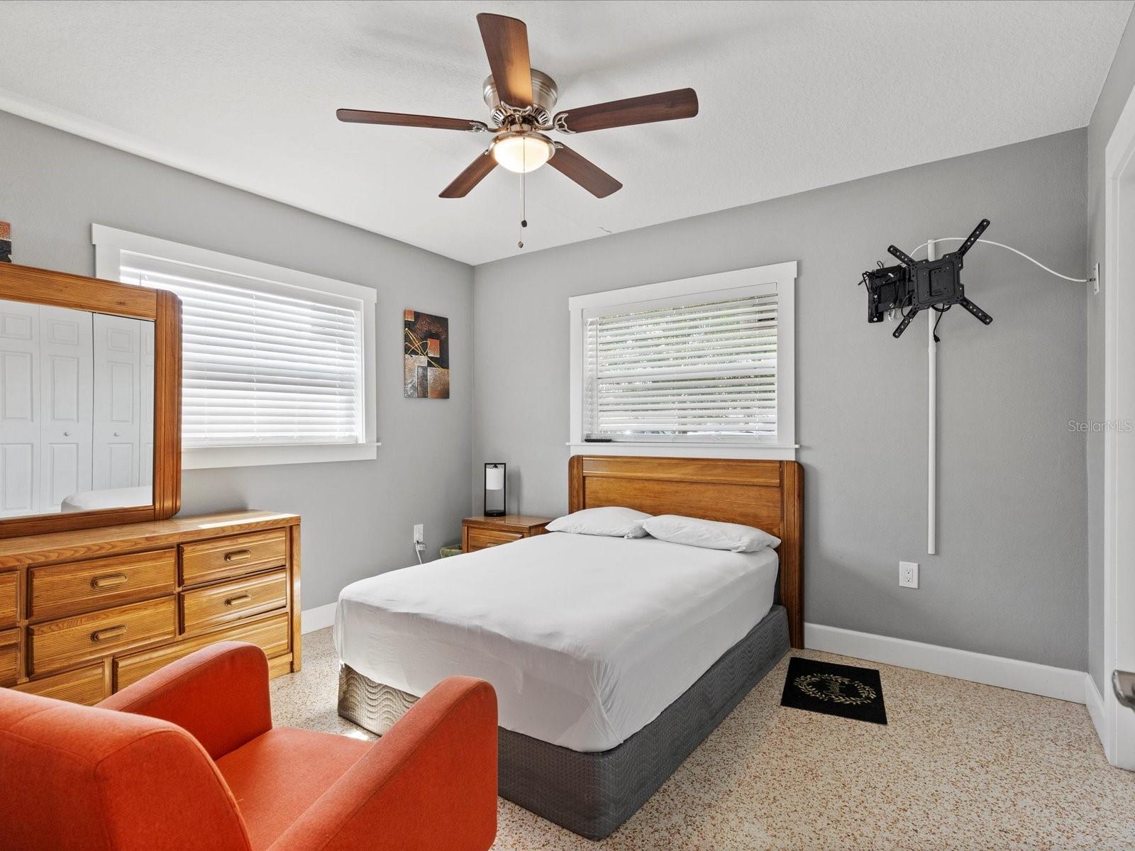 Image 27 of 50 For 3423 Aileen Street