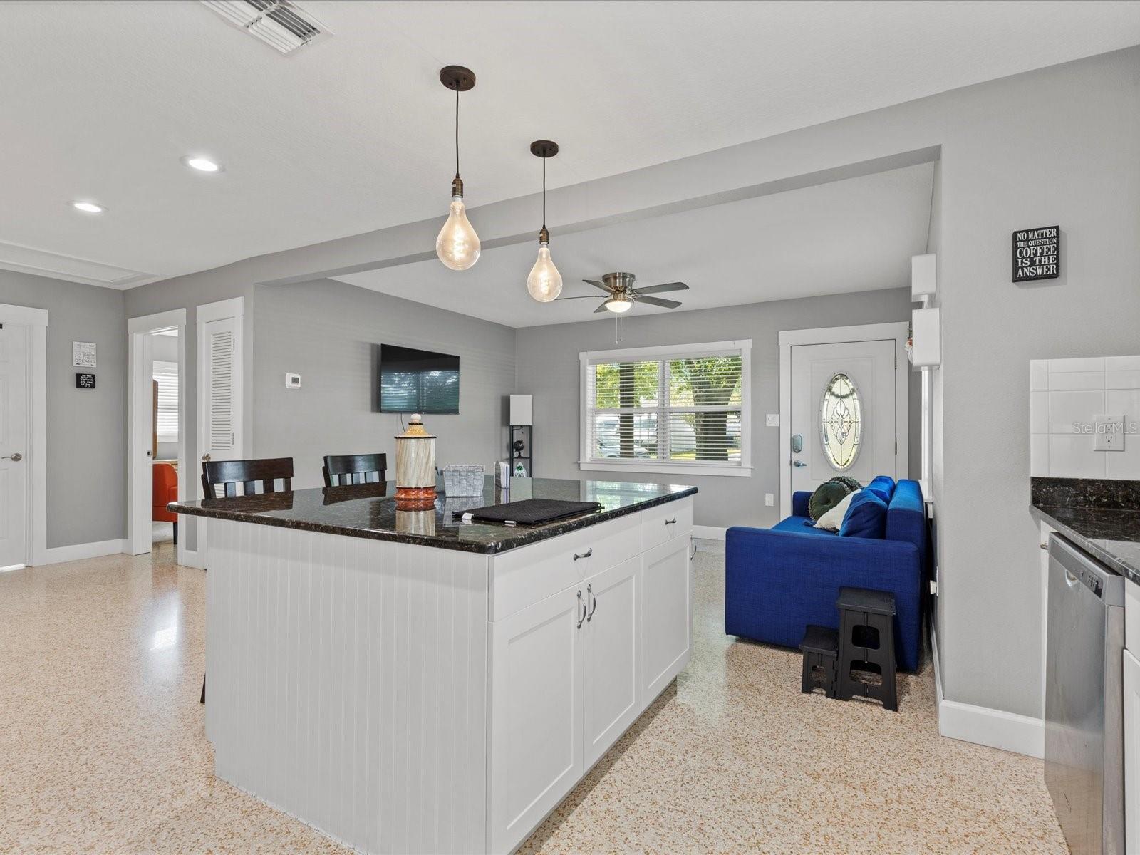 Image 32 of 50 For 3423 Aileen Street