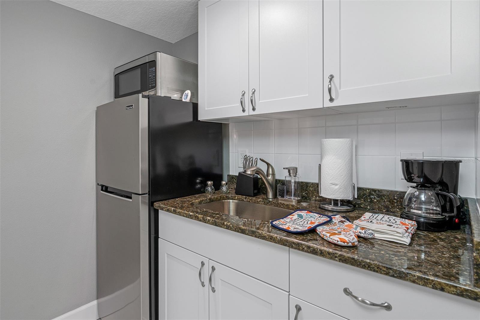 Image 43 of 50 For 3423 Aileen Street