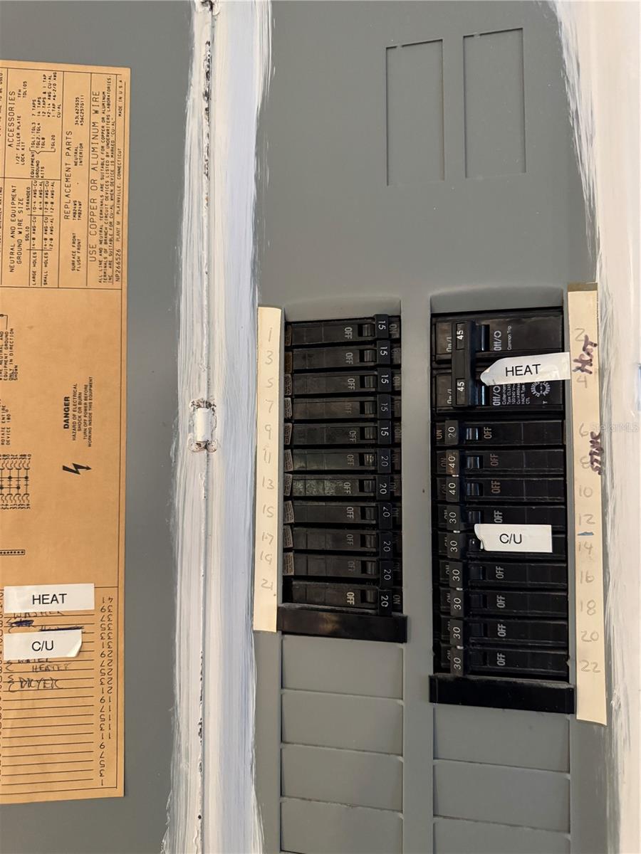 Image 27 of 29 For 324 Windrush Boulevard 8