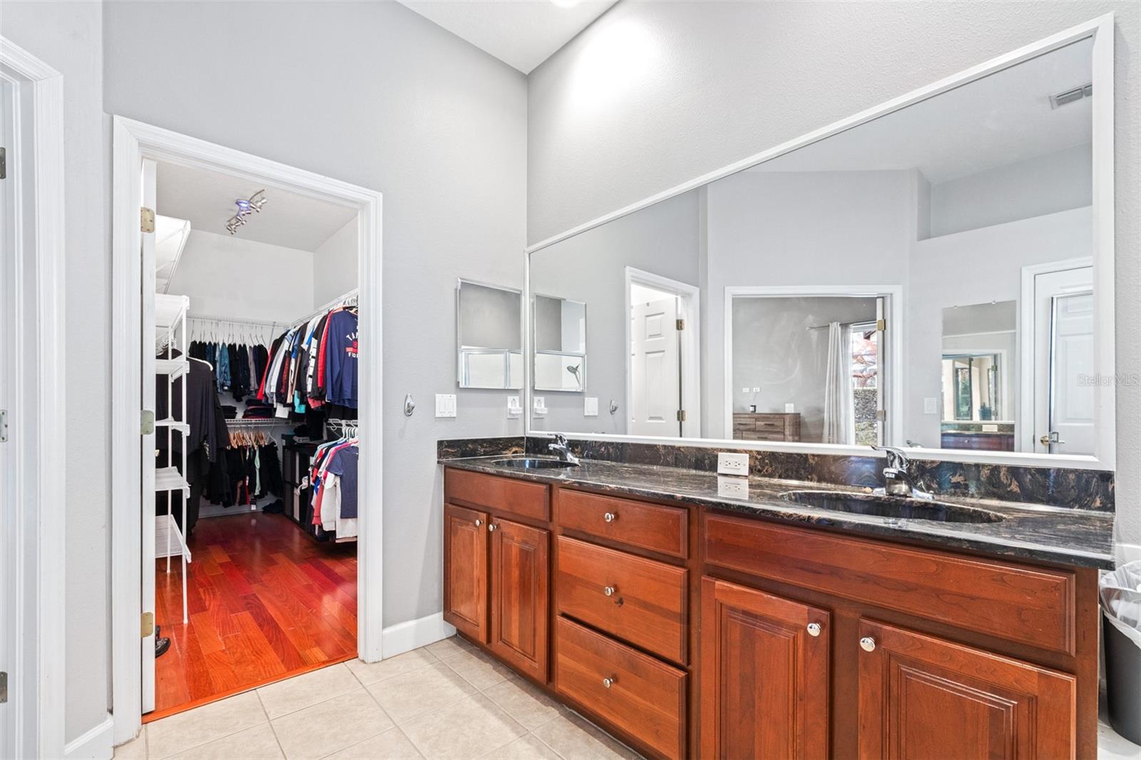 Image 25 of 67 For 3628 Valencia Cove Court