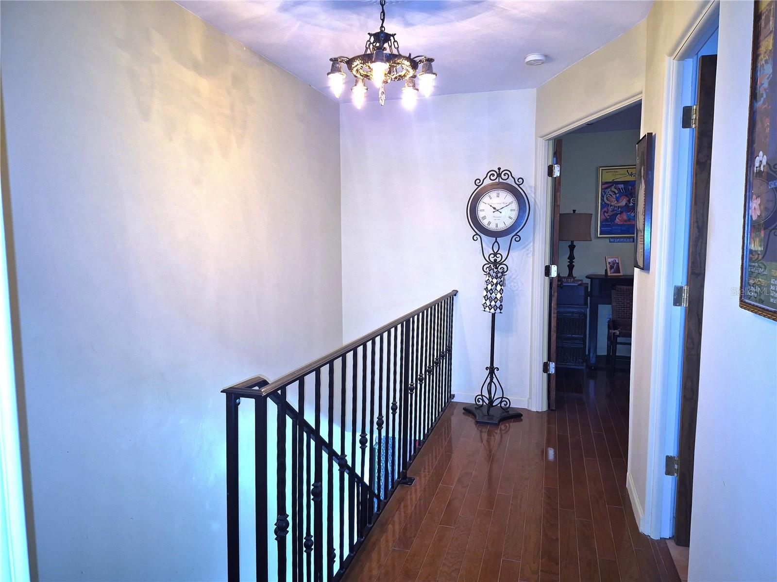 Image 32 of 70 For 2700 Bayshore Boulevard 2c