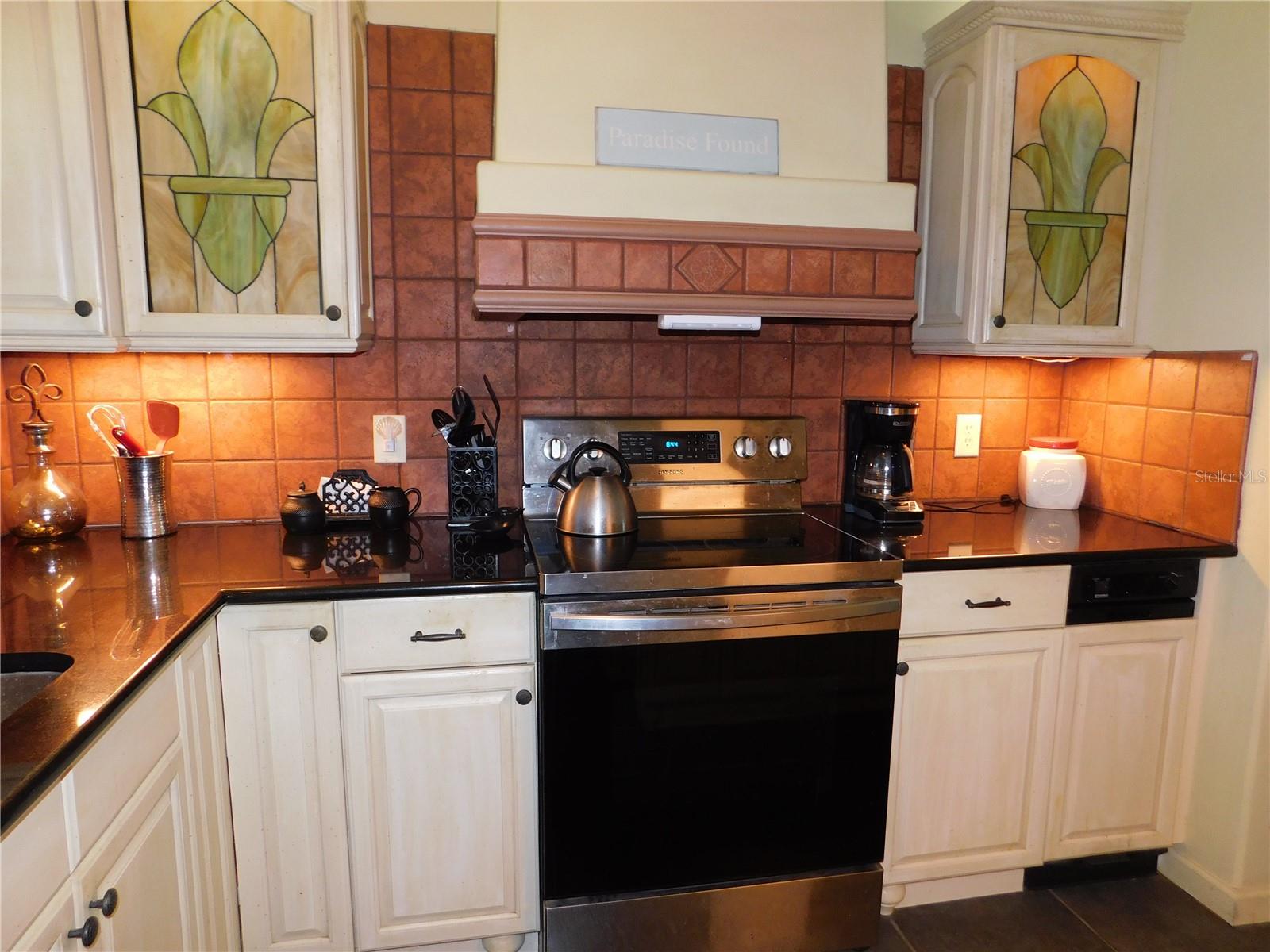 Image 9 of 70 For 2700 Bayshore Boulevard 2c