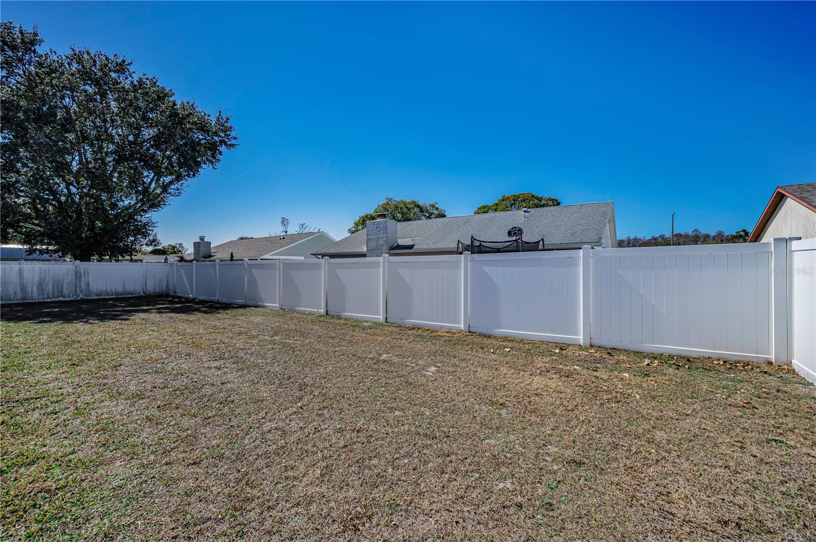 Image 43 of 48 For 4415 Royal Oak Lane