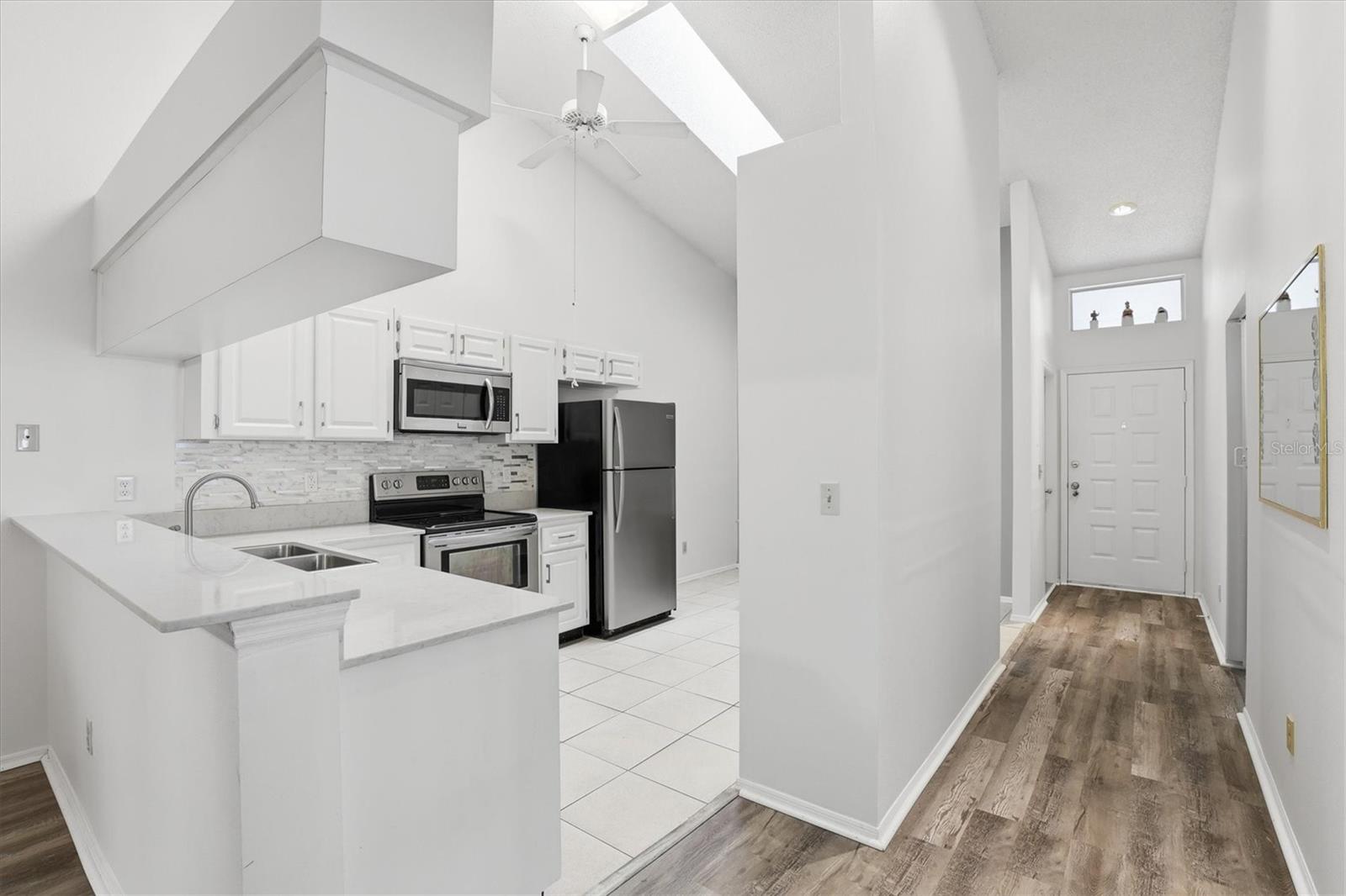 Image 11 of 54 For 39650 Us Highway 19 N 1311