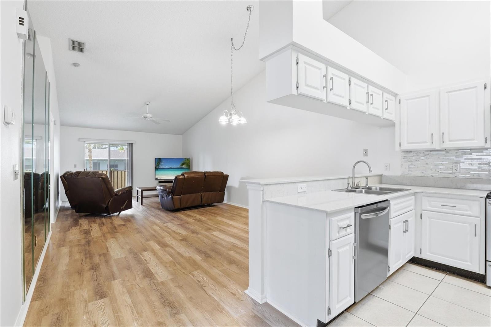 Image 18 of 54 For 39650 Us Highway 19 N 1311