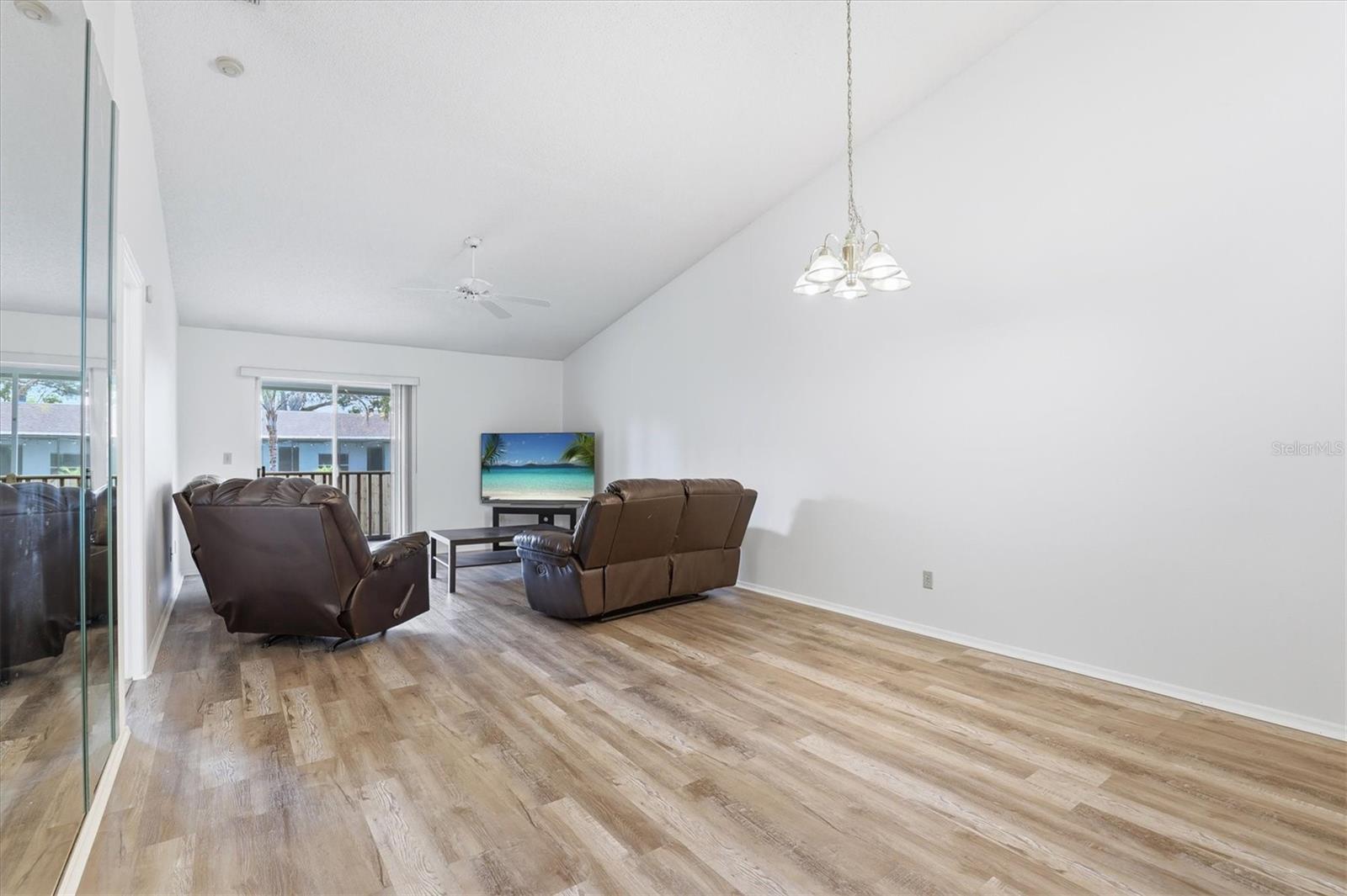 Image 5 of 54 For 39650 Us Highway 19 N 1311