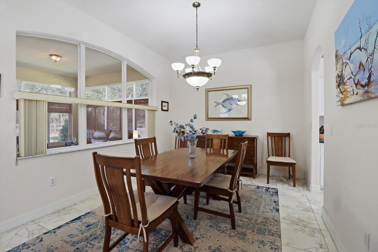 Image 13 of 47 For 1829 Redding Street