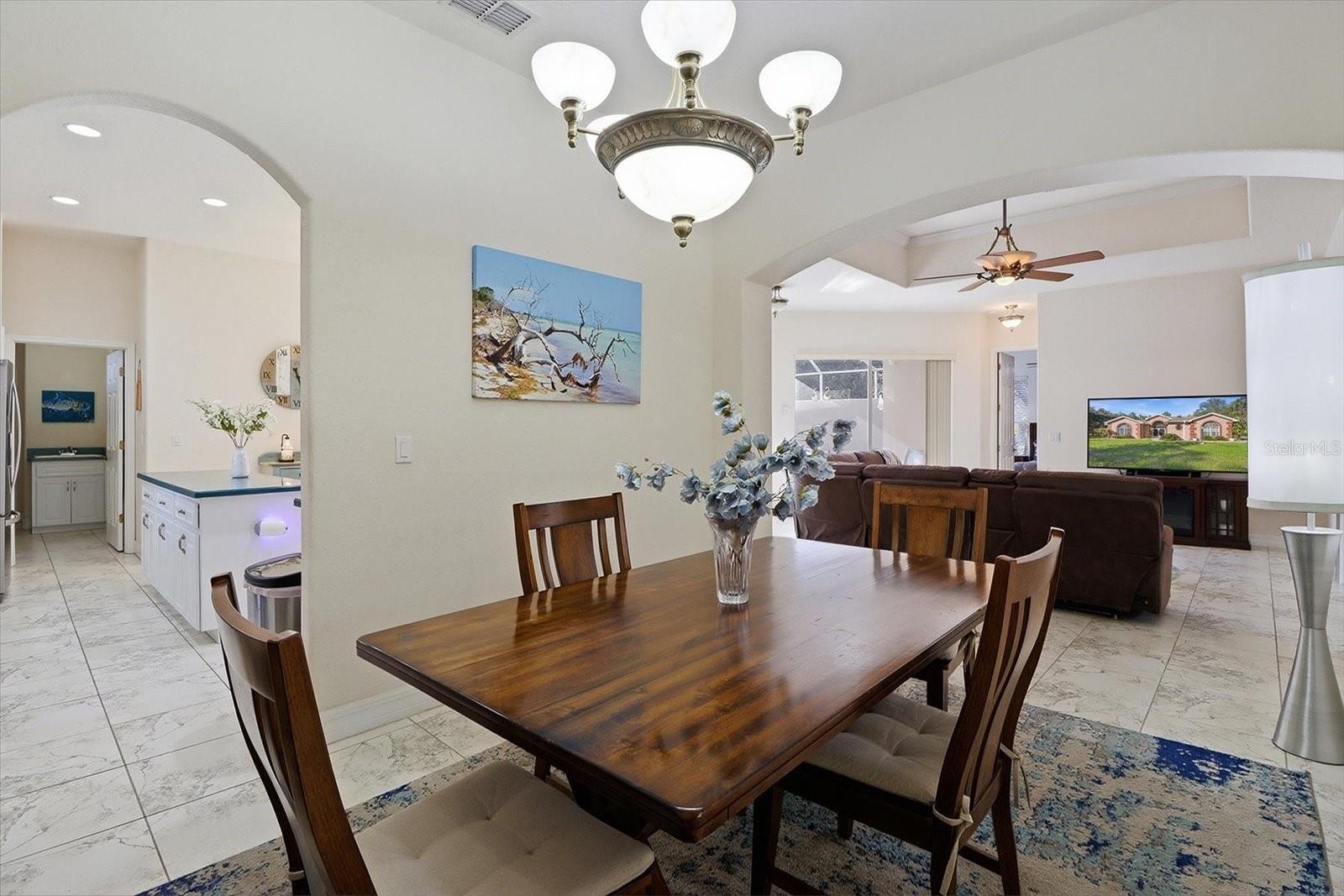 Image 14 of 47 For 1829 Redding Street