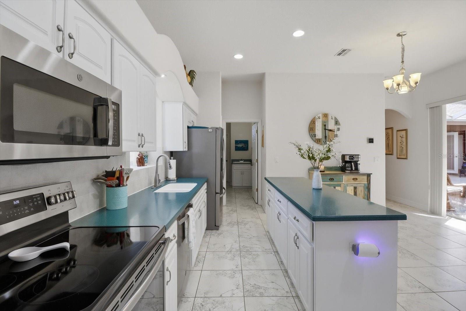 Image 18 of 47 For 1829 Redding Street