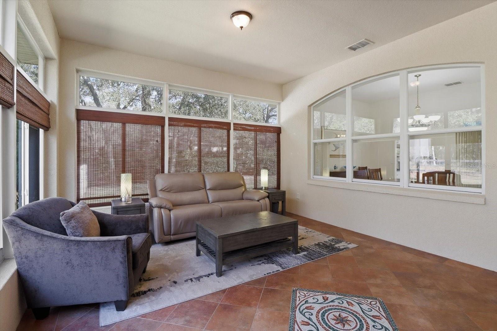 Image 36 of 47 For 1829 Redding Street