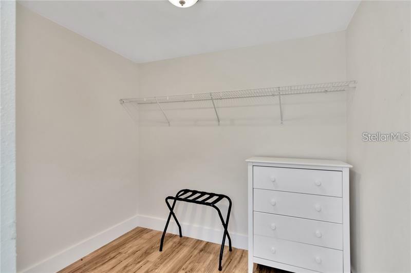 Image 33 of 39 For 705 Plymouth Street