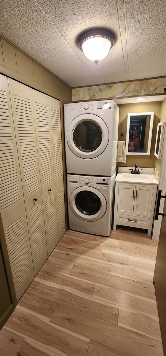 Image 11 of 17 For 775 Royal Palm Circle