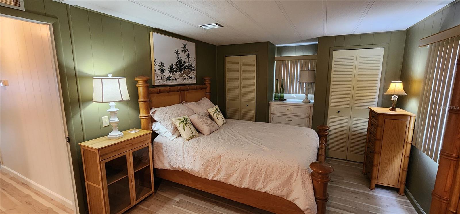 Image 13 of 17 For 775 Royal Palm Circle