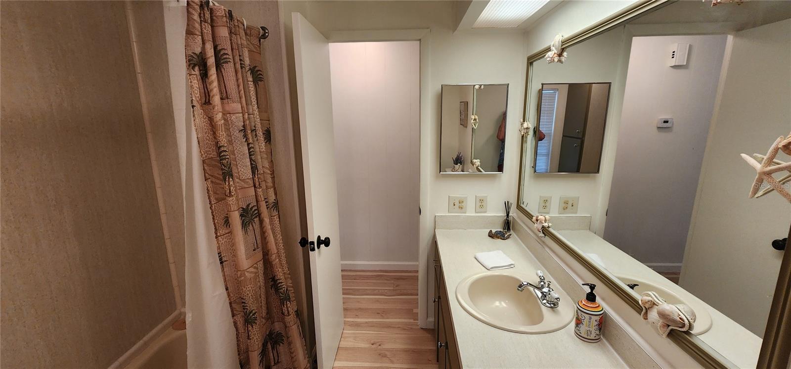 Image 9 of 17 For 775 Royal Palm Circle