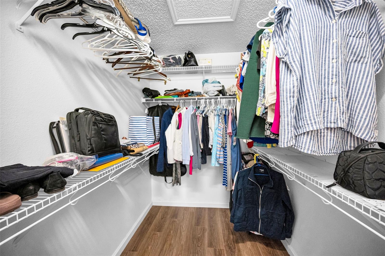 Image 15 of 37 For 39650 Us Highway 19 N 1511