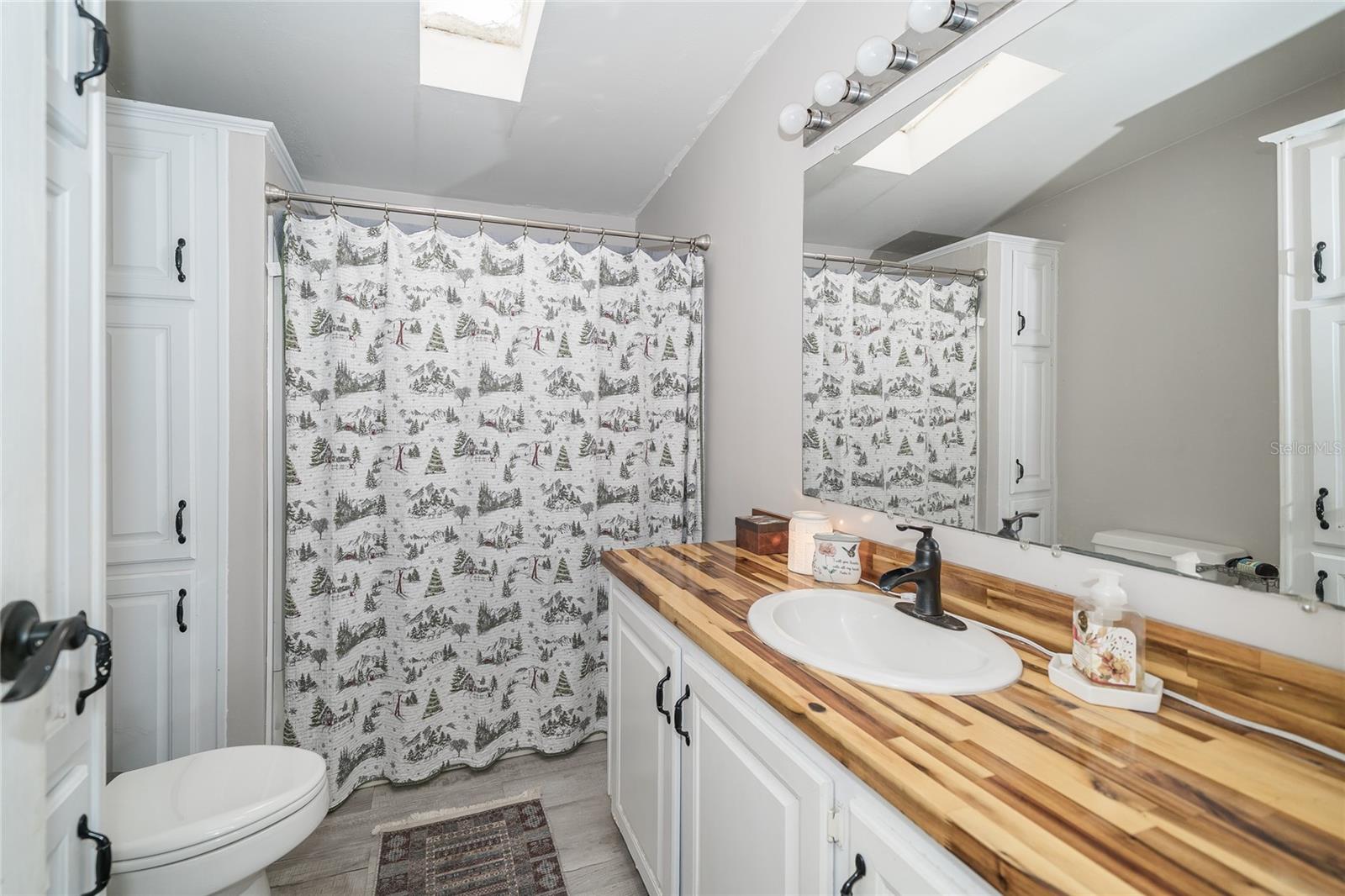 Image 13 of 76 For 8540 Boyt Road