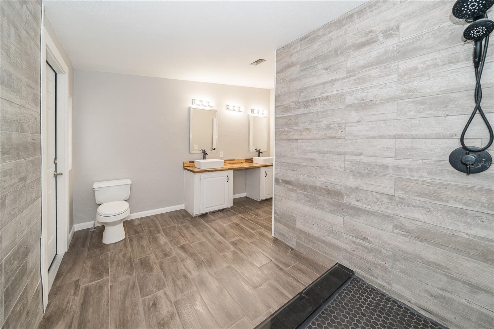 Image 22 of 76 For 8540 Boyt Road