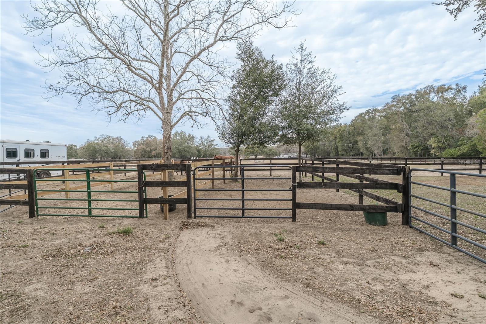 Image 28 of 76 For 8540 Boyt Road