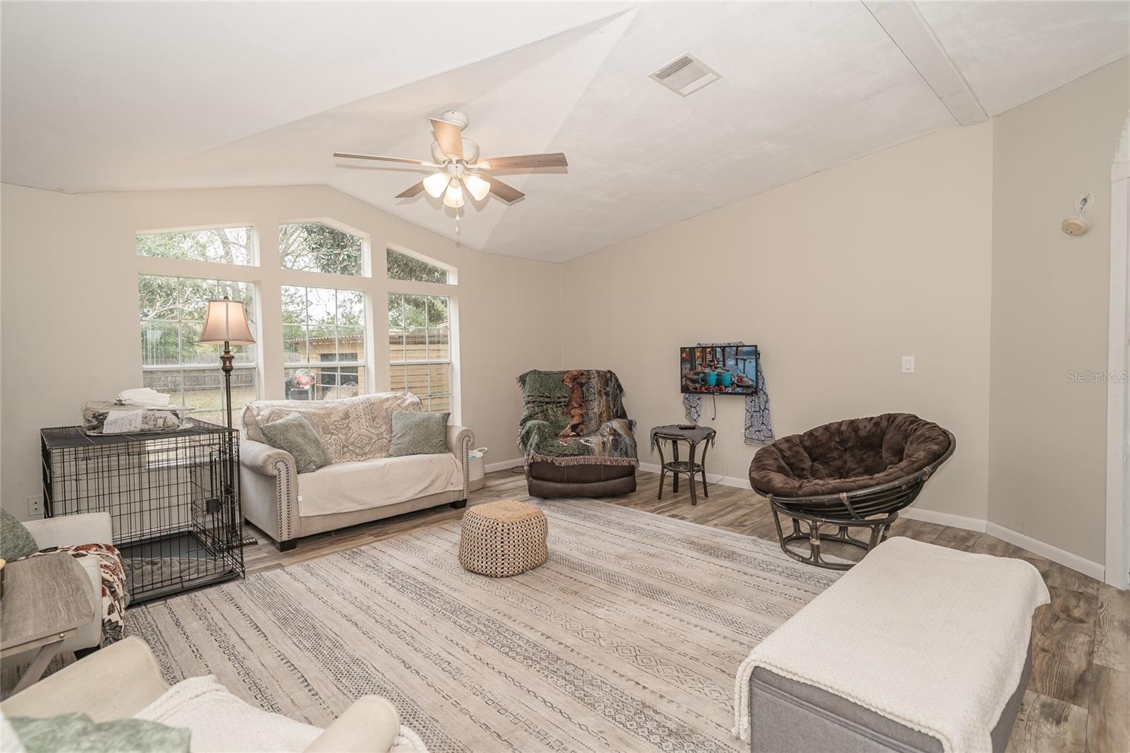 Image 6 of 76 For 8540 Boyt Road