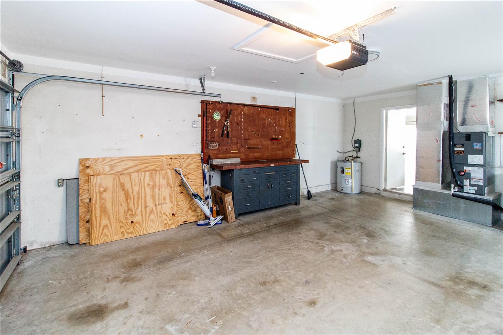 Image 35 of 51 For 2342 Willow Tree Trail