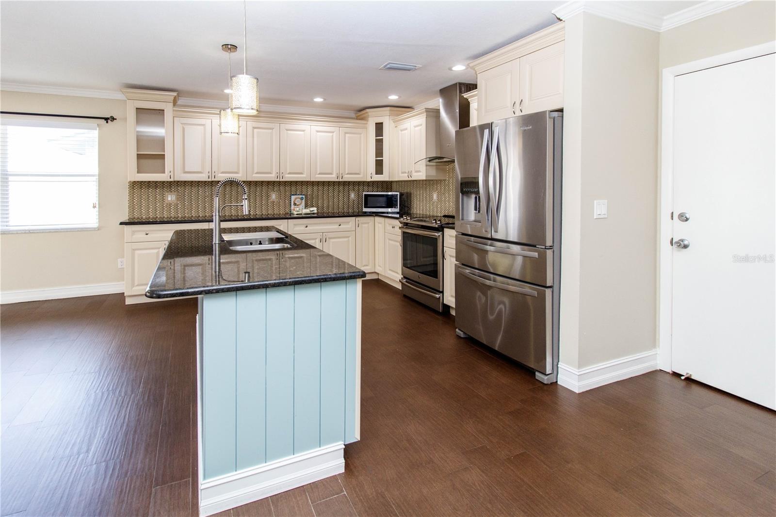 Image 5 of 51 For 2342 Willow Tree Trail