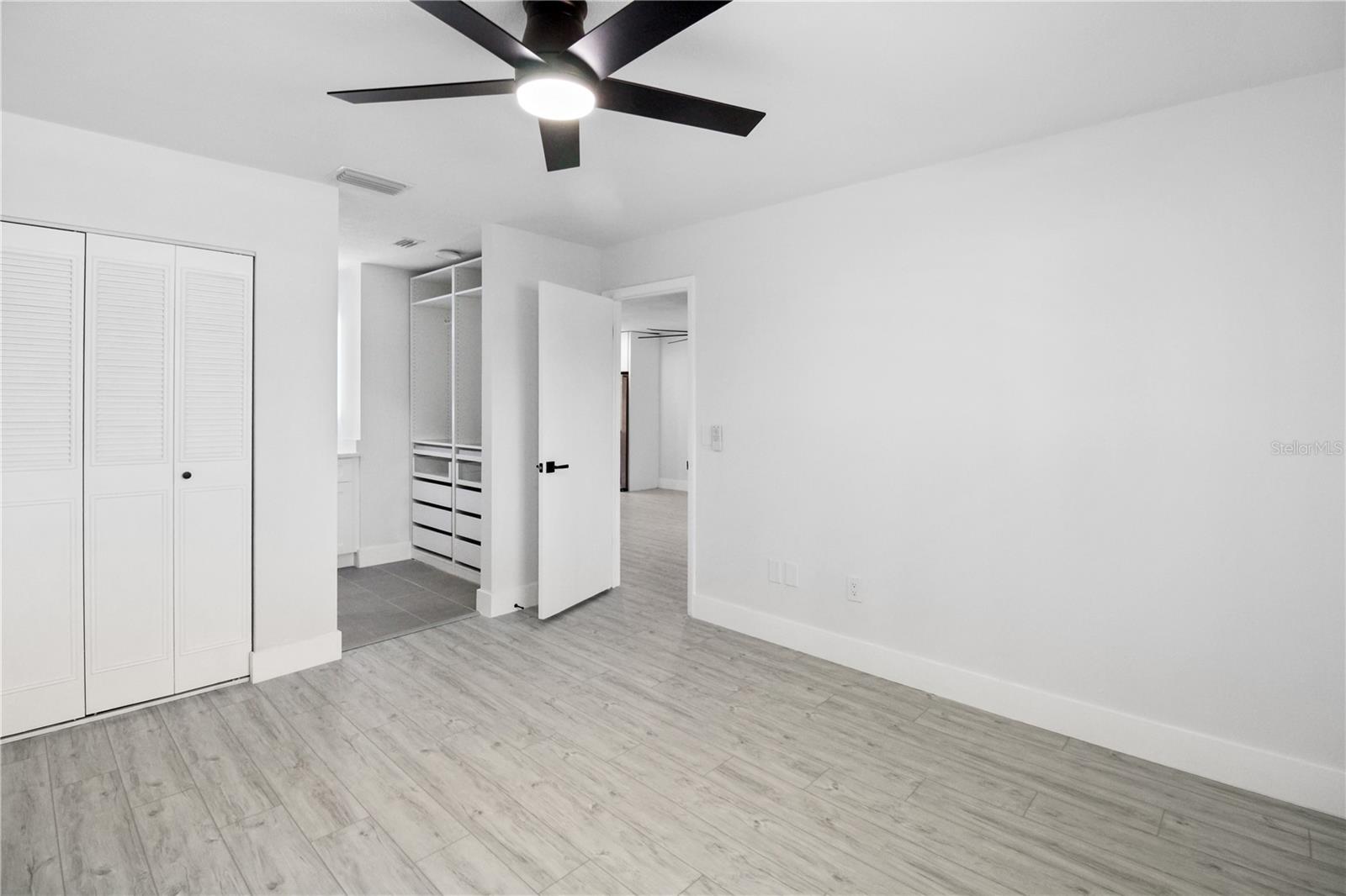 Image 18 of 29 For 7200 Ulmerton Road C3