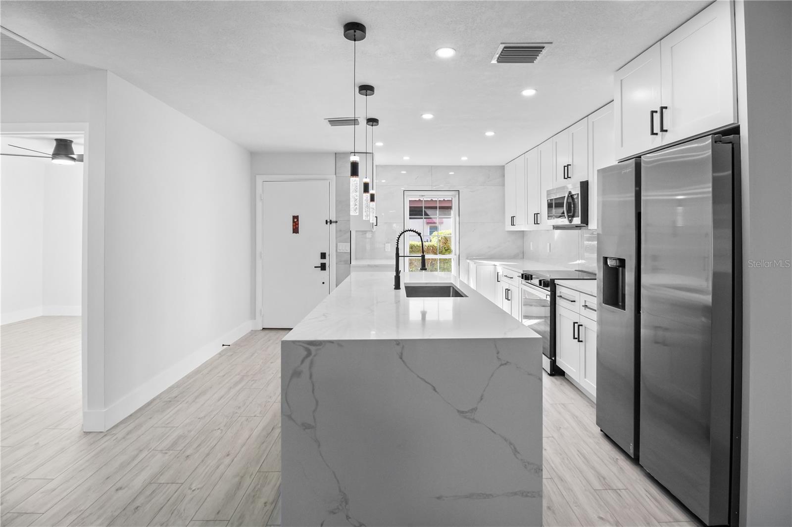 Image 8 of 29 For 7200 Ulmerton Road C3