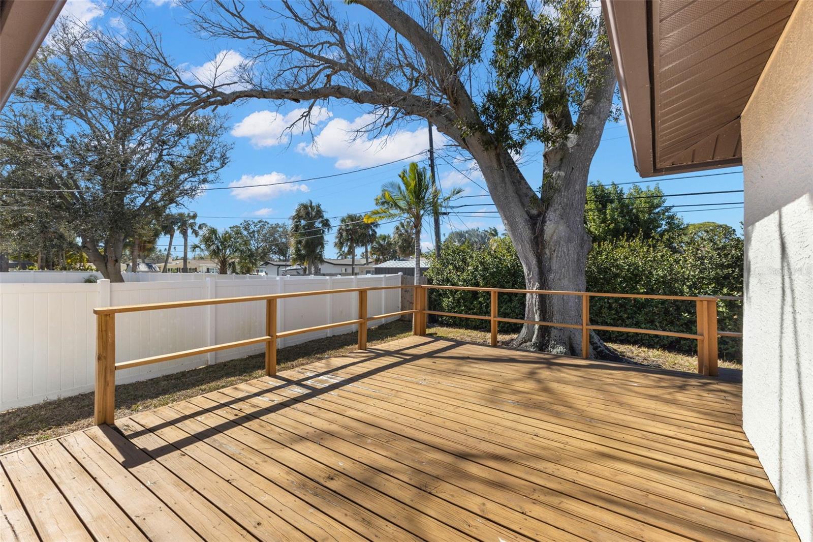 Image 4 of 24 For 4426 Helena Street Ne