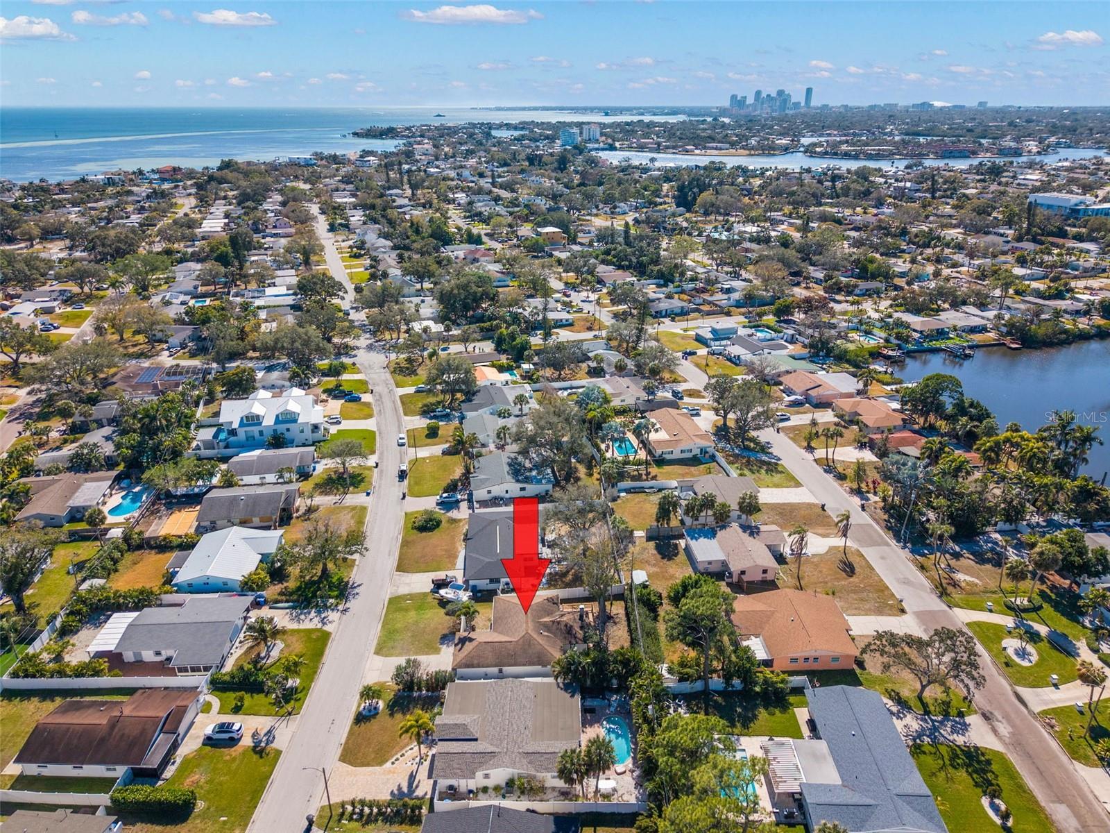 Image 5 of 24 For 4426 Helena Street Ne