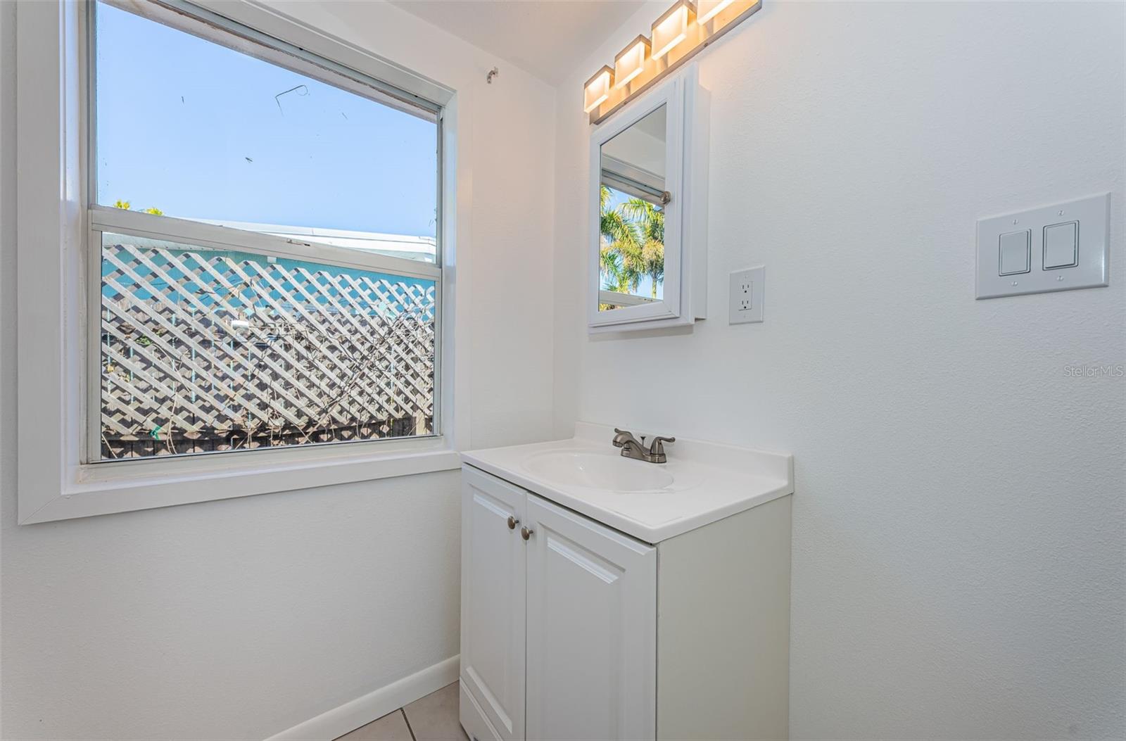 Image 26 of 62 For 713 Pruitt Drive