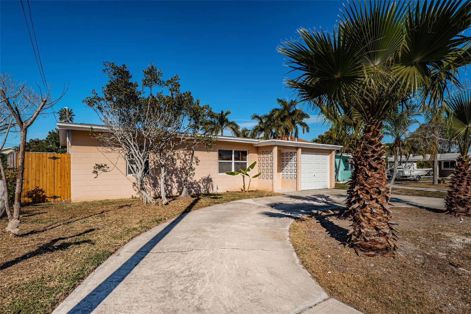 Image 42 of 62 For 713 Pruitt Drive