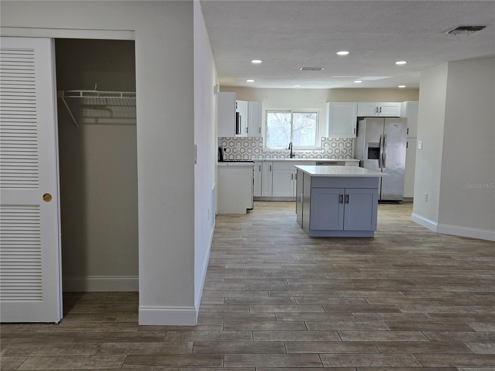 Image 22 of 47 For 9629 Morehead Lane